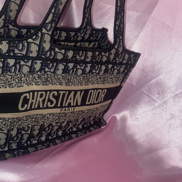 AUTHENTIC VINTAGE CHRISTIAN DIOR PARIS MINI TOTE BAG - Picture 2 of 4